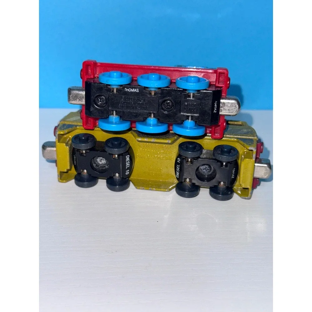 Thomas & Friends Take-n-Play Thomas and Diesel 10 Die-Cast Metal Train Lot
